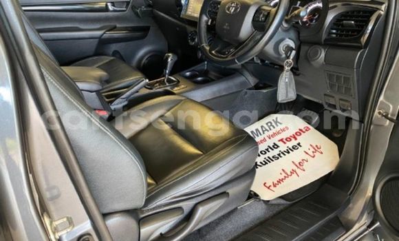 Nunua Ilio tumika Toyota Hilux Beige Gari ndani ya Big Bend nchini Wilaya ya Lubombo Nunua Ilio tumika Toyota Hilux Beige Gari ndani ya Big Bend nchini Wilaya ya Lubombo