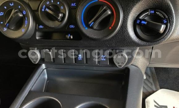 Nunua Ilio tumika Toyota Hilux Beige Gari ndani ya Big Bend nchini Wilaya ya Lubombo Nunua Ilio tumika Toyota Hilux Beige Gari ndani ya Big Bend nchini Wilaya ya Lubombo