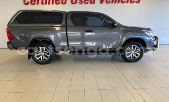 Nunua Ilio tumika Toyota Hilux Beige Gari ndani ya Big Bend nchini Wilaya ya Lubombo Nunua Ilio tumika Toyota Hilux Beige Gari ndani ya Big Bend nchini Wilaya ya Lubombo