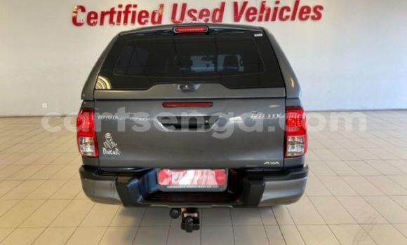 Nunua Ilio tumika Toyota Hilux Beige Gari ndani ya Big Bend nchini Wilaya ya Lubombo Nunua Ilio tumika Toyota Hilux Beige Gari ndani ya Big Bend nchini Wilaya ya Lubombo