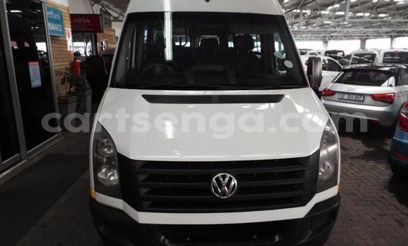 Buy Used Volkswagen Caravelle White Car in Big Bend in Lubombo District Buy Used Volkswagen Caravelle White Car in Big Bend in Lubombo District