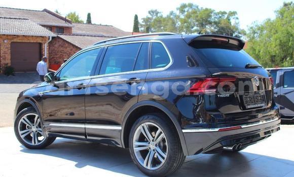 Buy Used Volkswagen Tiguan Black Car in Lavumisa in Shiselweni District Buy Used Volkswagen Tiguan Black Car in Lavumisa in Shiselweni District