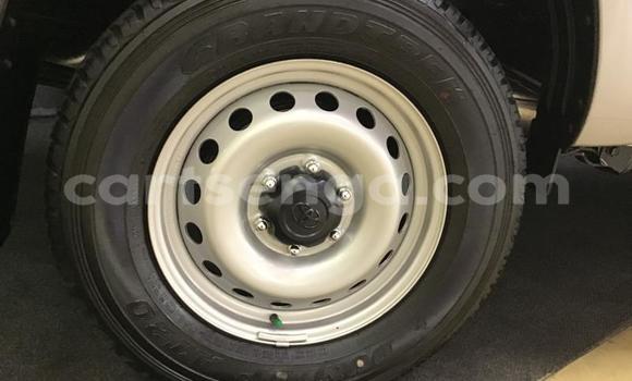 Buy Used Toyota Hilux Silver Car in Lavumisa in Shiselweni District Buy Used Toyota Hilux Silver Car in Lavumisa in Shiselweni District