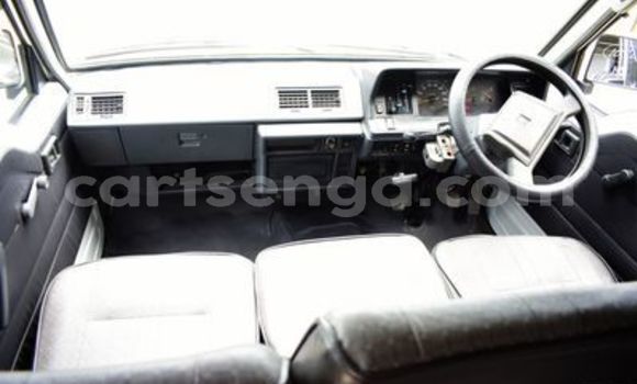 Acheter Occasion Voiture Toyota Hiace Blanc à Hlatikulu, Shiselweni District Acheter Occasion Voiture Toyota Hiace Blanc à Hlatikulu, Shiselweni District