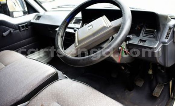 Acheter Occasion Voiture Toyota Hiace Blanc à Hlatikulu, Shiselweni District Acheter Occasion Voiture Toyota Hiace Blanc à Hlatikulu, Shiselweni District