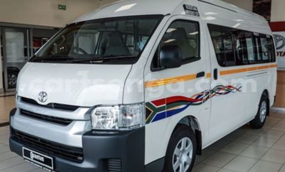 Buy Used Toyota Hiace White Car in Ezulwini in Hhohho