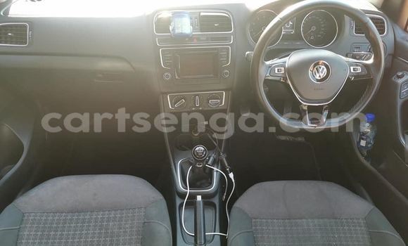 Acheter Occasion Voiture Volkswagen Polo Rouge à Hlatikulu, Shiselweni District Acheter Occasion Voiture Volkswagen Polo Rouge à Hlatikulu, Shiselweni District