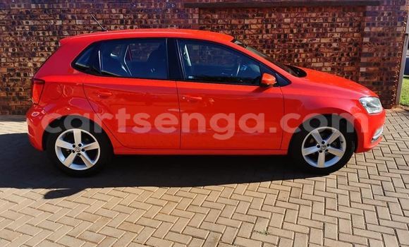 Acheter Occasion Voiture Volkswagen Polo Rouge à Hlatikulu, Shiselweni District Acheter Occasion Voiture Volkswagen Polo Rouge à Hlatikulu, Shiselweni District