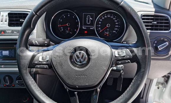 Buy Used Volkswagen Polo White Car in Ezulwini in Hhohho Buy Used Volkswagen Polo White Car in Ezulwini in Hhohho