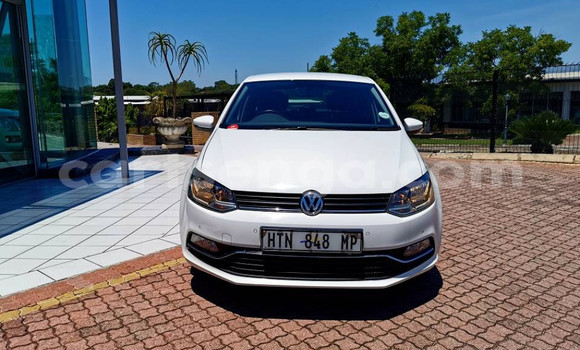 Buy Used Volkswagen Polo White Car in Ezulwini in Hhohho Buy Used Volkswagen Polo White Car in Ezulwini in Hhohho