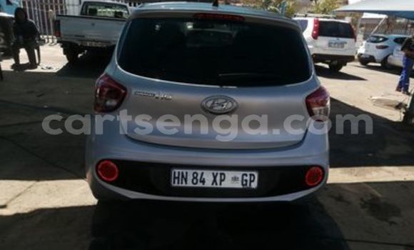 Nunua Ilio tumika Hyundai i10 Silver Gari ndani ya Ezulwini nchini Hhohho Nunua Ilio tumika Hyundai i10 Silver Gari ndani ya Ezulwini nchini Hhohho