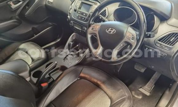 Nunua Ilio tumika Hyundai ix35 Silver Gari ndani ya Hlatikulu nchini Wilaya ya Shiselweni Nunua Ilio tumika Hyundai ix35 Silver Gari ndani ya Hlatikulu nchini Wilaya ya Shiselweni