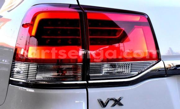 Buy Used Toyota Land Cruiser White Car in Mbabane in Manzini Buy Used Toyota Land Cruiser White Car in Mbabane in Manzini