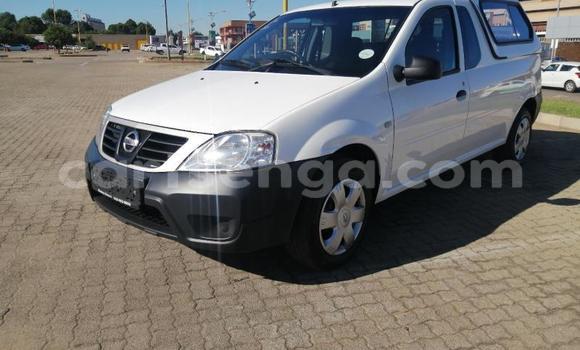 Buy Used Nissan NV200 White Car in Ezulwini in Hhohho Buy Used Nissan NV200 White Car in Ezulwini in Hhohho