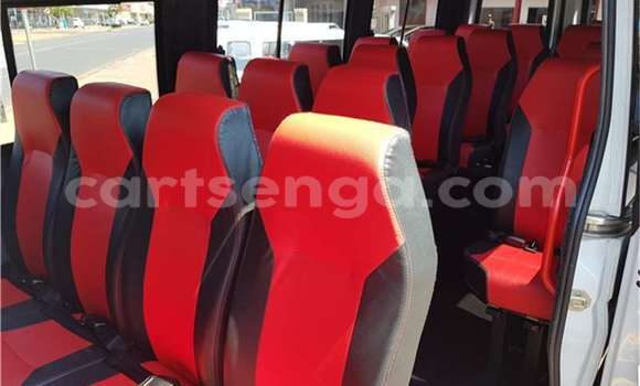 Buy Used Mercedes‒Benz W115 White Car in Import - Dubai in Hhohho Buy Used Mercedes‒Benz W115 White Car in Import - Dubai in Hhohho