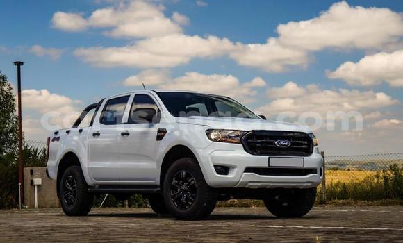Buy Used Ford Ranger White Car in Ezulwini in Hhohho Buy Used Ford Ranger White Car in Ezulwini in Hhohho