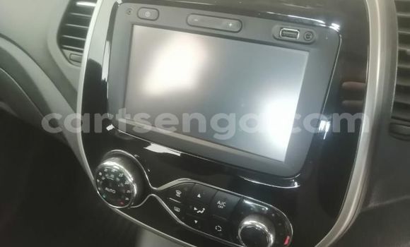 Nunua Ilio tumika Renault Captur Blue Gari ndani ya Ezulwini nchini Hhohho Nunua Ilio tumika Renault Captur Blue Gari ndani ya Ezulwini nchini Hhohho