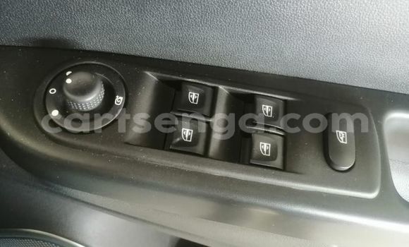 Nunua Ilio tumika Renault Captur Blue Gari ndani ya Ezulwini nchini Hhohho Nunua Ilio tumika Renault Captur Blue Gari ndani ya Ezulwini nchini Hhohho