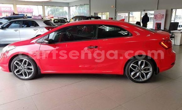 Nunua Ilio tumika Kia Cerato Red Gari ndani ya Big Bend nchini Lubombo Nunua Ilio tumika Kia Cerato Red Gari ndani ya Big Bend nchini Lubombo