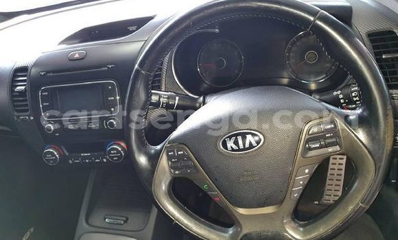 Nunua Ilio tumika Kia Cerato Red Gari ndani ya Big Bend nchini Lubombo Nunua Ilio tumika Kia Cerato Red Gari ndani ya Big Bend nchini Lubombo