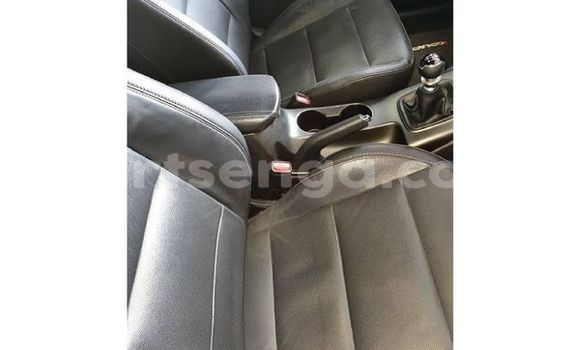 Nunua Ilio tumika Kia Cerato Red Gari ndani ya Big Bend nchini Lubombo Nunua Ilio tumika Kia Cerato Red Gari ndani ya Big Bend nchini Lubombo