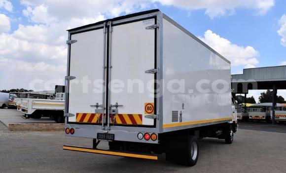 Acheter Occasion Utilitaire Nissan UD Blanc à Big Bend, Lubombo Acheter Occasion Utilitaire Nissan UD Blanc à Big Bend, Lubombo