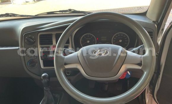 Buy Used Hyundai H1 White Car in Big Bend in Lubombo Buy Used Hyundai H1 White Car in Big Bend in Lubombo