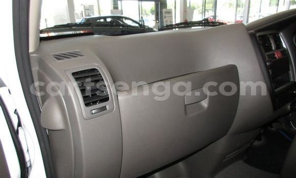 Buy Used Hyundai H1 White Car in Bulembu in Hhohho Buy Used Hyundai H1 White Car in Bulembu in Hhohho