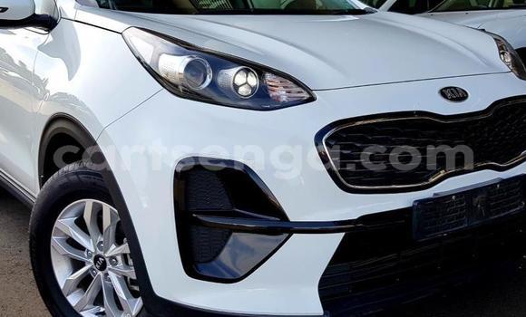 Nunua Ilio tumika Kia Sportage White Gari ndani ya Hluti nchini Wilaya ya Shiselweni