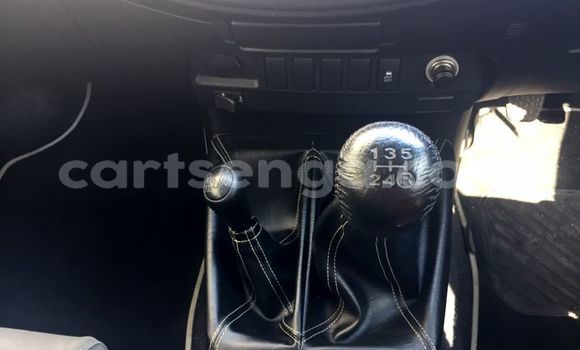 Acheter Occasion Voiture Toyota Hilux Blanc à Mbabane, Manzini Acheter Occasion Voiture Toyota Hilux Blanc à Mbabane, Manzini