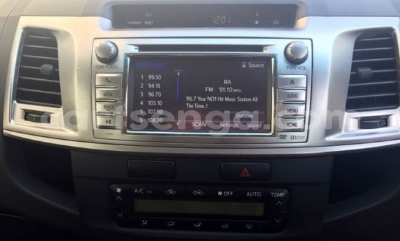 Acheter Occasion Voiture Toyota Hilux Blanc à Mbabane, Manzini Acheter Occasion Voiture Toyota Hilux Blanc à Mbabane, Manzini