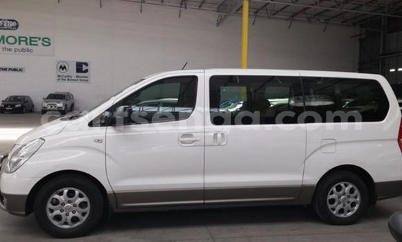 Acheter Occasion Voiture Hyundai H1 Blanc à Mbabane, Manzini Acheter Occasion Voiture Hyundai H1 Blanc à Mbabane, Manzini