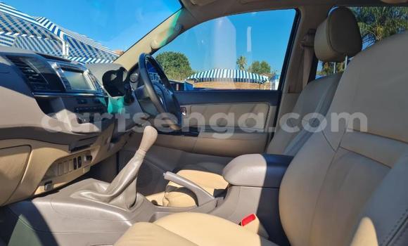 Acheter Occasion Voiture Toyota Fortuner Gris à Bulembu, Hhohho Acheter Occasion Voiture Toyota Fortuner Gris à Bulembu, Hhohho