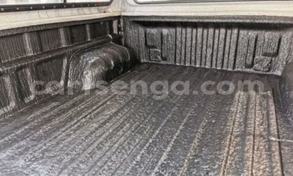 Nunua Ilio tumika Toyota Hilux White Gari ndani ya Big Bend nchini Wilaya ya Lubombo Nunua Ilio tumika Toyota Hilux White Gari ndani ya Big Bend nchini Wilaya ya Lubombo