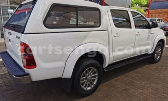 Nunua Ilio tumika Toyota Hilux White Gari ndani ya Big Bend nchini Wilaya ya Lubombo Nunua Ilio tumika Toyota Hilux White Gari ndani ya Big Bend nchini Wilaya ya Lubombo