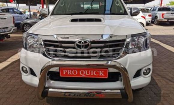 Nunua Ilio tumika Toyota Hilux White Gari ndani ya Big Bend nchini Wilaya ya Lubombo Nunua Ilio tumika Toyota Hilux White Gari ndani ya Big Bend nchini Wilaya ya Lubombo