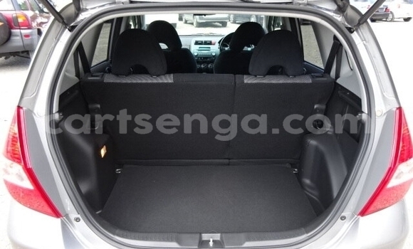 Nunua Ilio tumika Honda FIT Silver Gari ndani ya Big Bend nchini Wilaya ya Lubombo Nunua Ilio tumika Honda FIT Silver Gari ndani ya Big Bend nchini Wilaya ya Lubombo