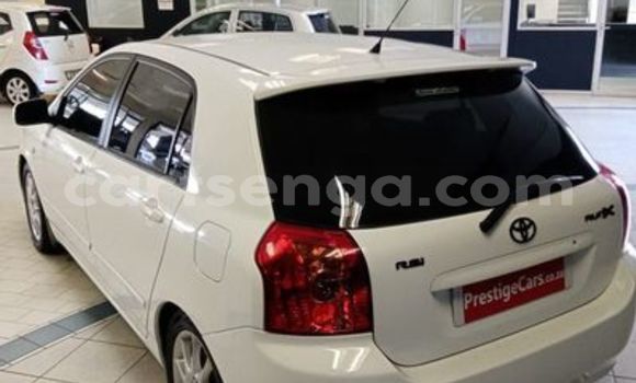 Nunua Ilio tumika Toyota Runx White Gari ndani ya Big Bend nchini Wilaya ya Lubombo Nunua Ilio tumika Toyota Runx White Gari ndani ya Big Bend nchini Wilaya ya Lubombo