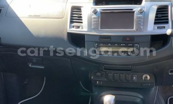 Nunua Ilio tumika Toyota Hilux White Gari ndani ya Big Bend nchini Lubombo Nunua Ilio tumika Toyota Hilux White Gari ndani ya Big Bend nchini Lubombo