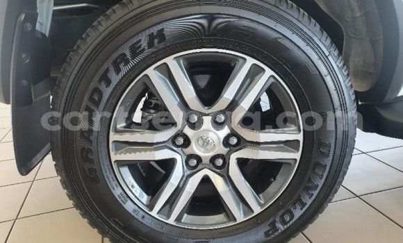 Buy Used Toyota Fortuner White Car in Mbabane in Manzini Buy Used Toyota Fortuner White Car in Mbabane in Manzini