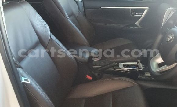 Buy Used Toyota Fortuner White Car in Mbabane in Manzini Buy Used Toyota Fortuner White Car in Mbabane in Manzini