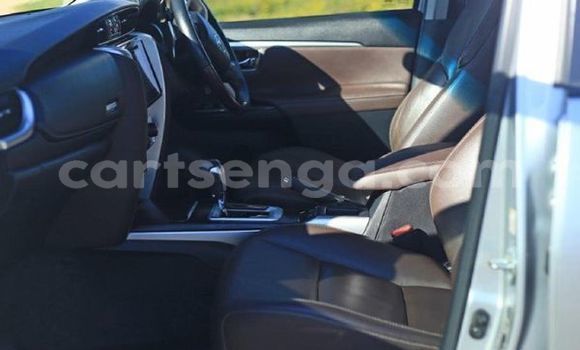 Acheter Occasion Voiture Toyota Fortuner Gris à Mbabane, Manzini Acheter Occasion Voiture Toyota Fortuner Gris à Mbabane, Manzini
