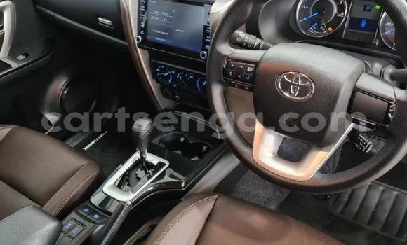 Acheter Occasion Voiture Toyota Fortuner Blanc à Mbabane, Manzini Acheter Occasion Voiture Toyota Fortuner Blanc à Mbabane, Manzini