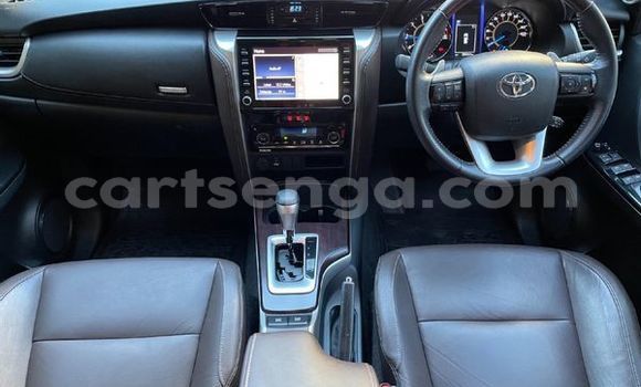 Buy Used Toyota Fortuner White Car in Mbabane in Manzini Buy Used Toyota Fortuner White Car in Mbabane in Manzini