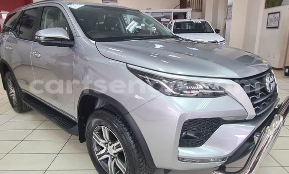 Buy Used Toyota Fortuner Silver Car in Mbabane in Manzini Buy Used Toyota Fortuner Silver Car in Mbabane in Manzini