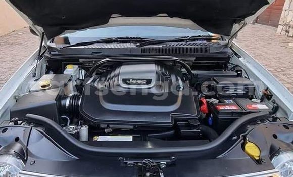 Buy Used Jeep Grand Cherokee White Car in Mbabane in Manzini Buy Used Jeep Grand Cherokee White Car in Mbabane in Manzini