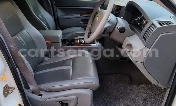 Buy Used Jeep Grand Cherokee White Car in Mbabane in Manzini Buy Used Jeep Grand Cherokee White Car in Mbabane in Manzini