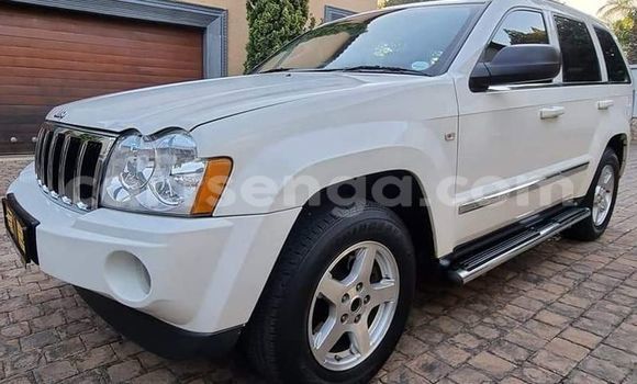 Buy Used Jeep Grand Cherokee White Car in Mbabane in Manzini Buy Used Jeep Grand Cherokee White Car in Mbabane in Manzini