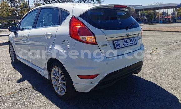 Acheter Occasion Voiture Ford Fiesta Blanc à Mbabane, Manzini Acheter Occasion Voiture Ford Fiesta Blanc à Mbabane, Manzini