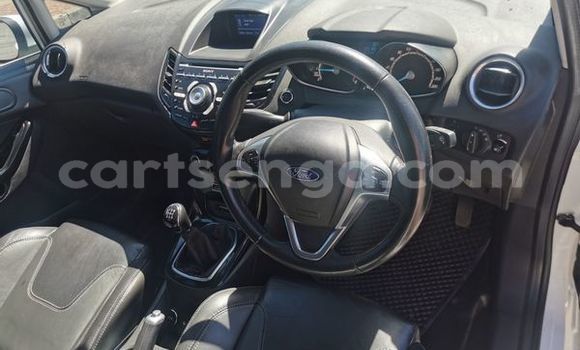 Acheter Occasion Voiture Ford Fiesta Blanc à Mbabane, Manzini Acheter Occasion Voiture Ford Fiesta Blanc à Mbabane, Manzini